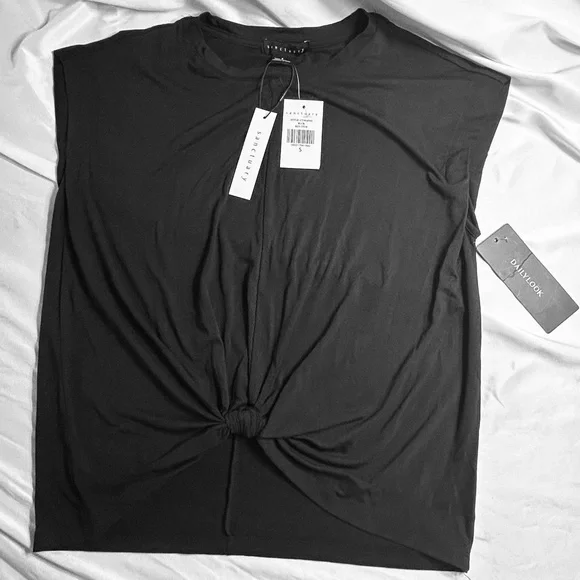 Sanctuary Black Knot Front Tee NWT - Picture 1 of 5